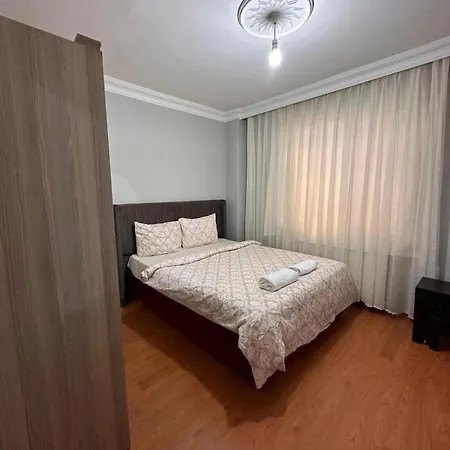 Metroya 3 Dakima Uzaklikta Merkezi Konumda Apartment *
