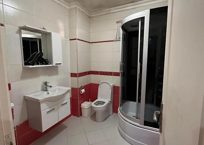 Daire Metroya 3 Dakima Uzaklikta Merkezi Konumda *